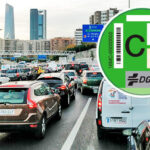 Te pueden multar por no llevar la pegatina medioambiental